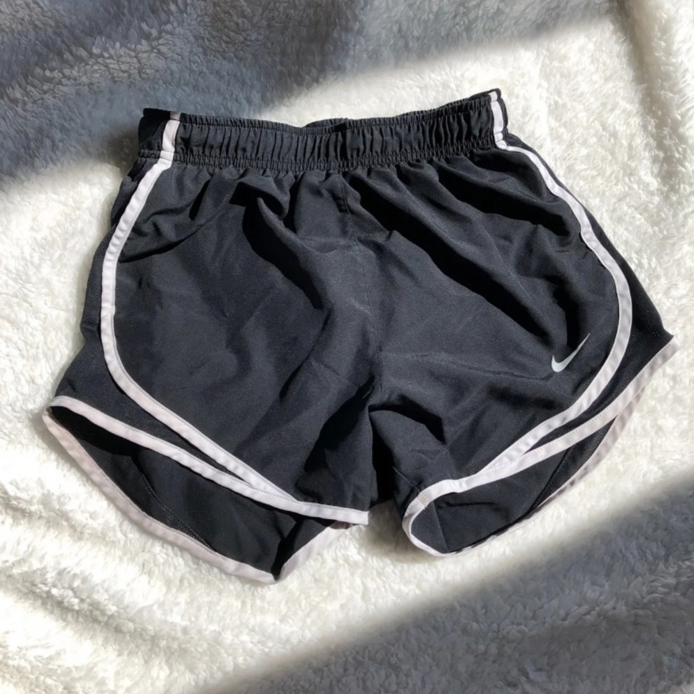 nike dri fit shorts *sold - Picture 1 of 3